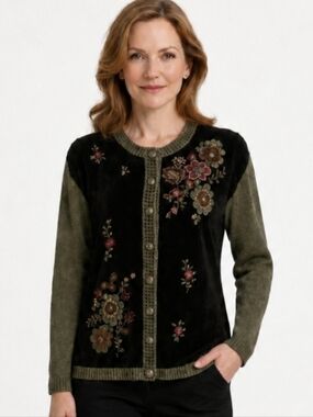Feelings | Vintage Floral Embroidered Cardigan Sweater